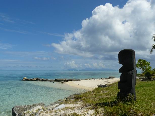 Tiki en Huahine Tiki en Huahine